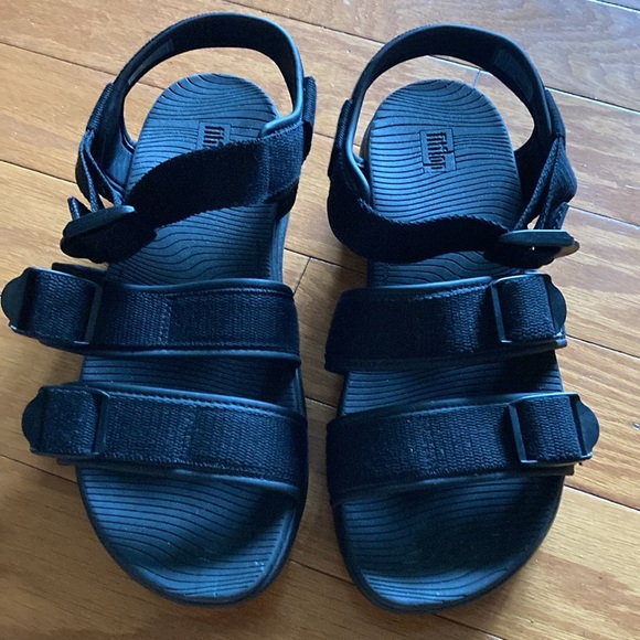 Men’s fit flops - Picture 2 of 4